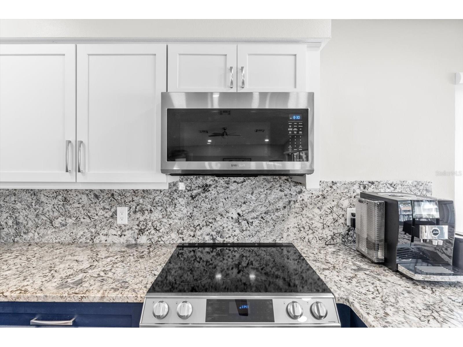 7305 Tropical Drive Weeki Wachee FL 34607 - WEEKI WACHEE RIVER BEND OM718835 image12