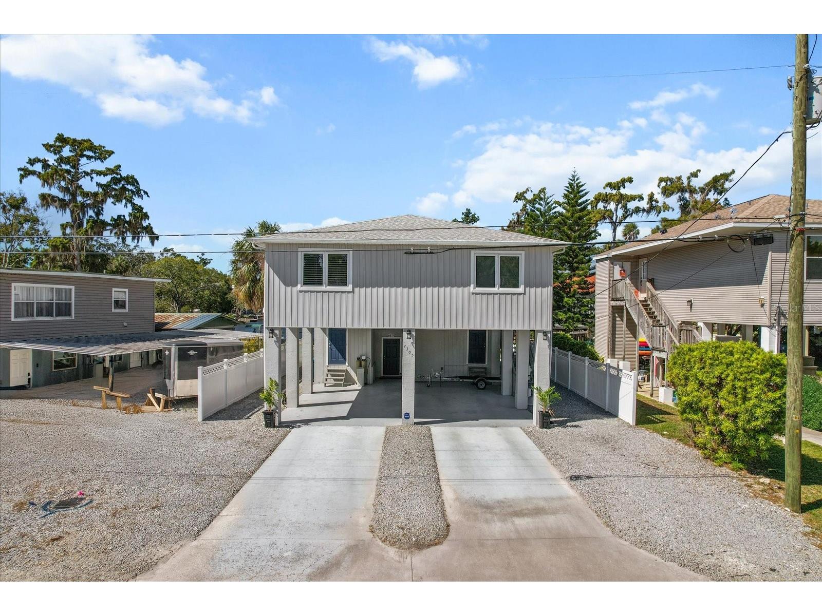7305 Tropical Drive Weeki Wachee FL 34607 - WEEKI WACHEE RIVER BEND OM718835 image2