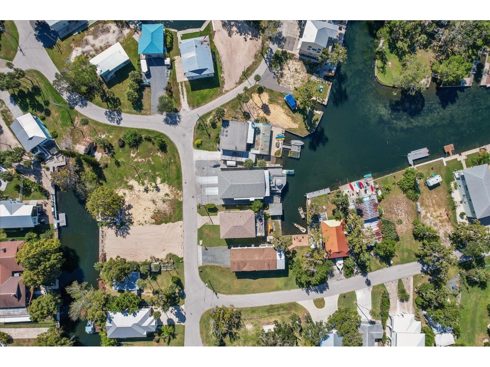 7305 Tropical Drive Weeki Wachee FL 34607 - WEEKI WACHEE RIVER BEND OM718835 image60