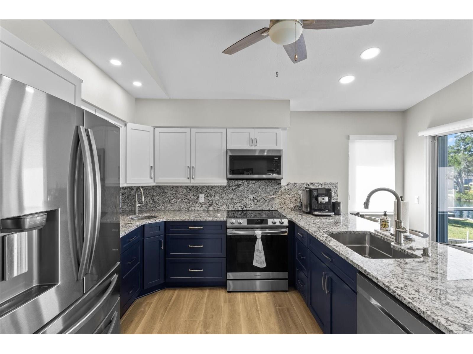 7305 Tropical Drive Weeki Wachee FL 34607 - WEEKI WACHEE RIVER BEND OM718835 image9