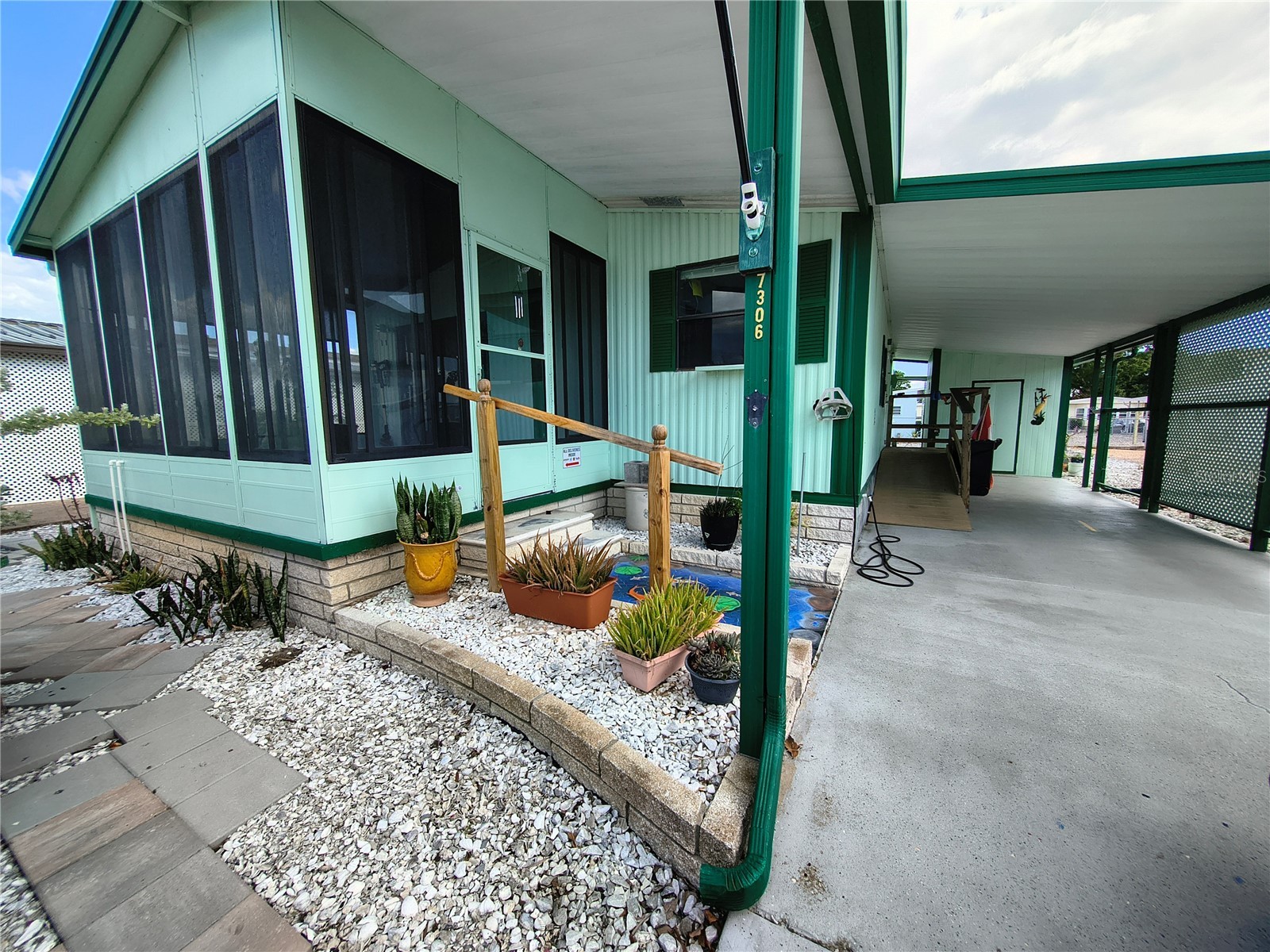 7306 Grand Pine Drive Hudson FL 34667 W7886297 image3