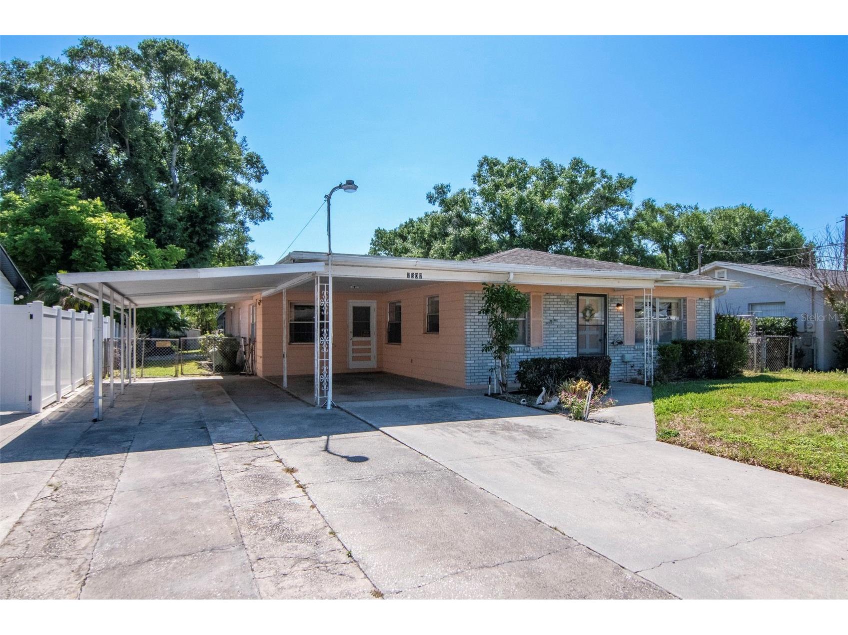 7307 N Albany Avenue Tampa FL 33604 TB8500910 image1