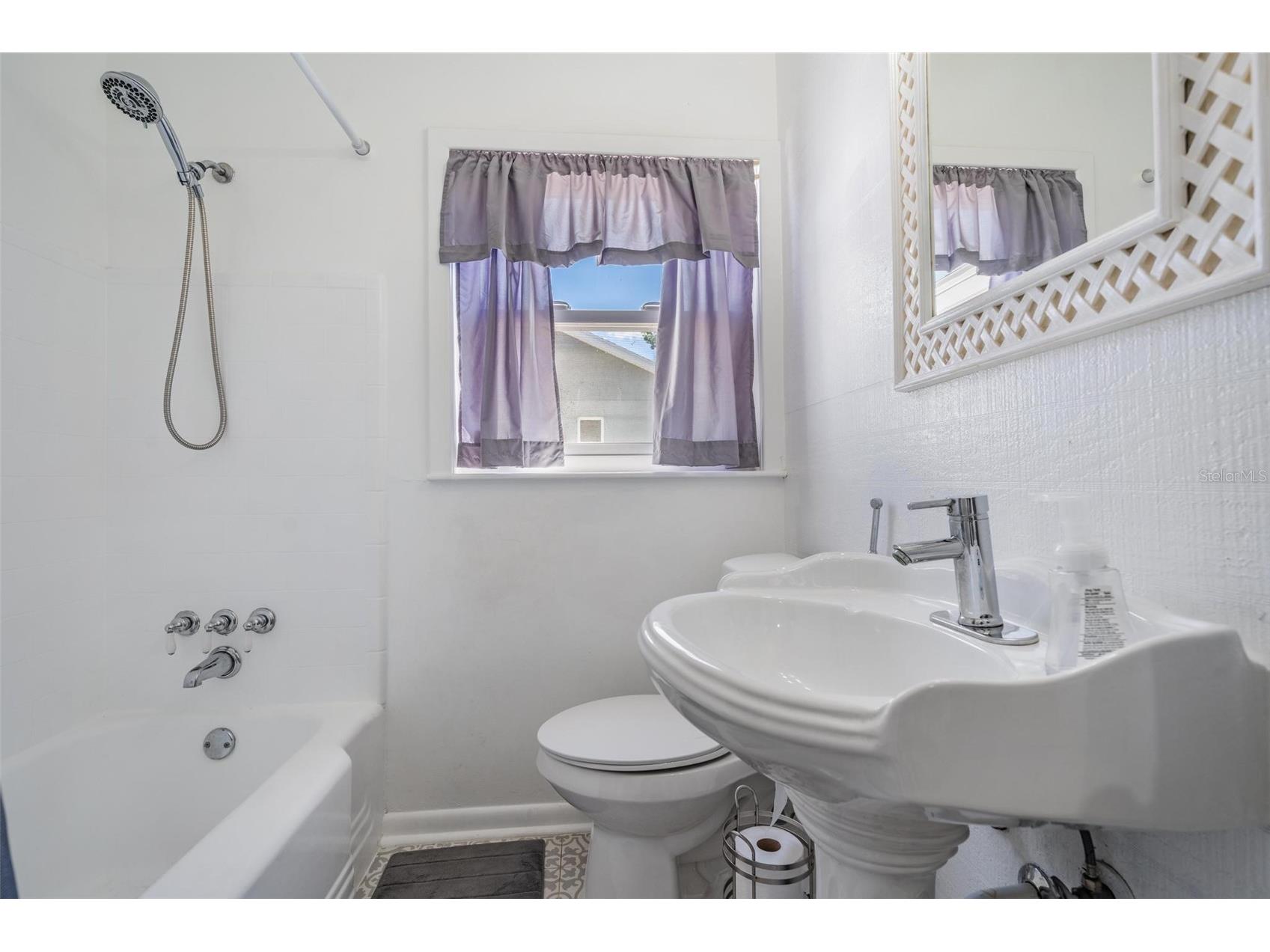 7307 N Highland Avenue Tampa FL 33604 TB8480123 image20