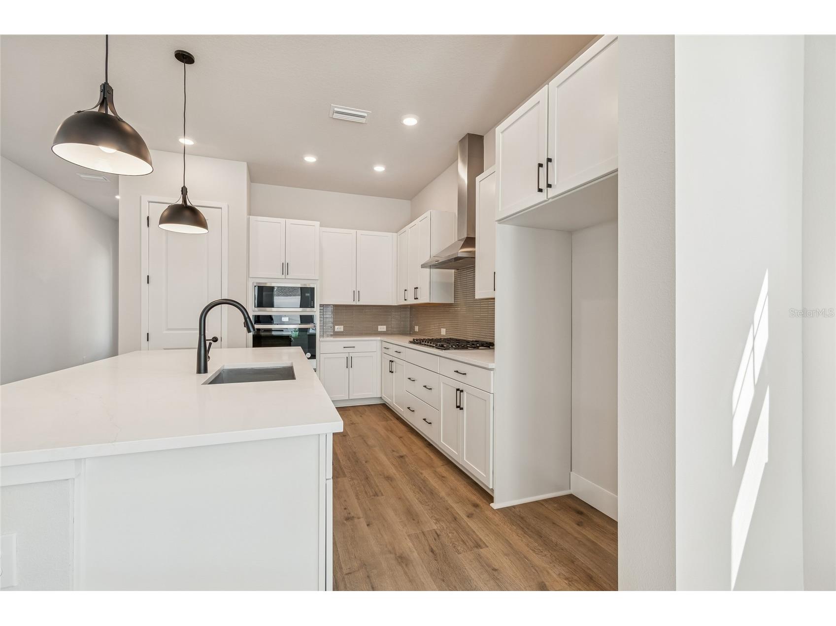 7308 Donnybrook Lane Sarasota FL 34240 TB8468160 image11