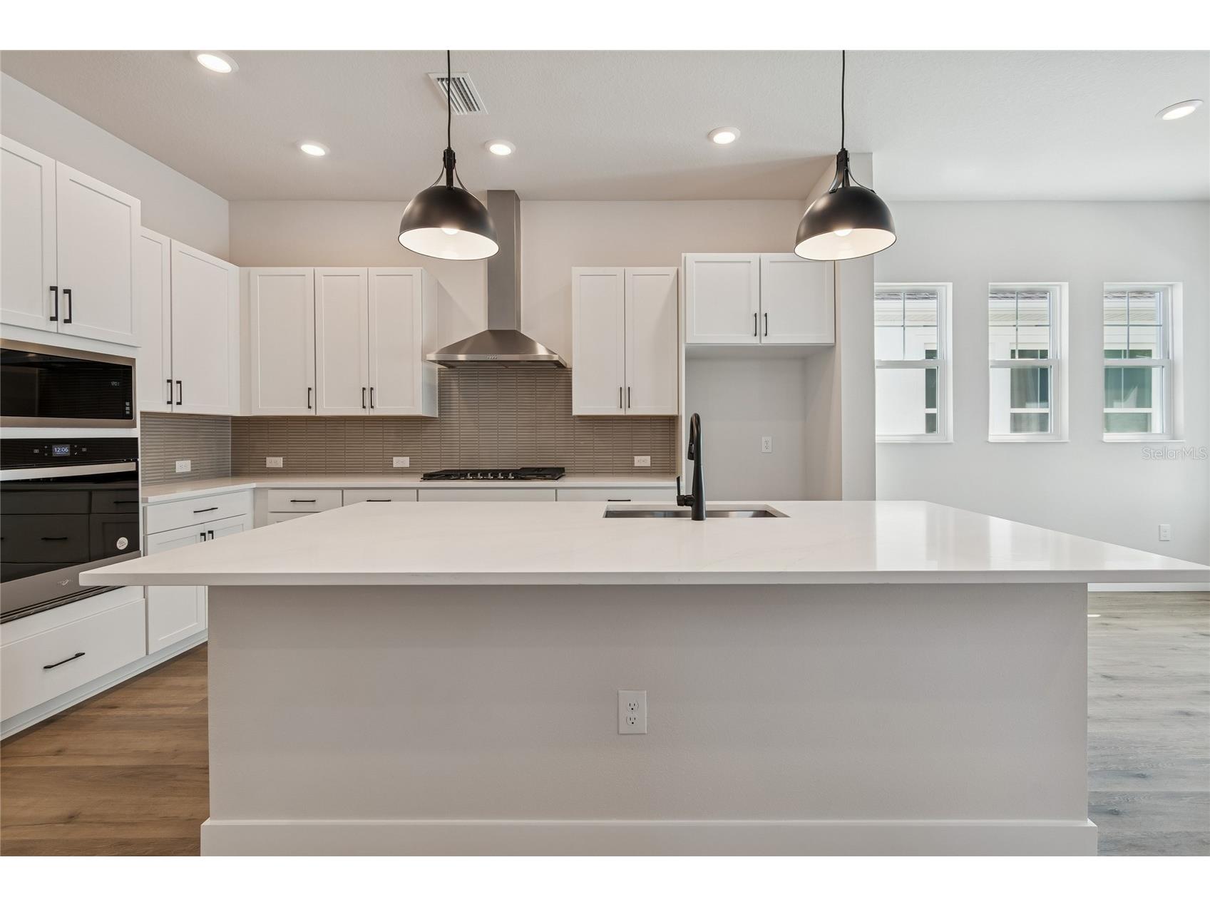 7308 Donnybrook Lane Sarasota FL 34240 TB8468160 image7
