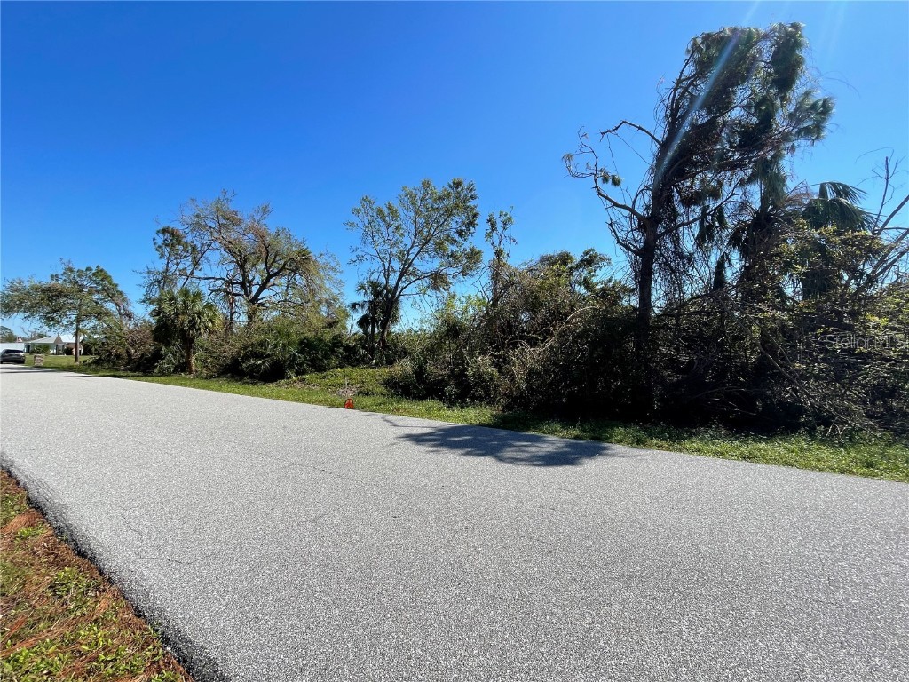 7308 Sea Mist Drive Port Charlotte FL 33981 C7467130 image1