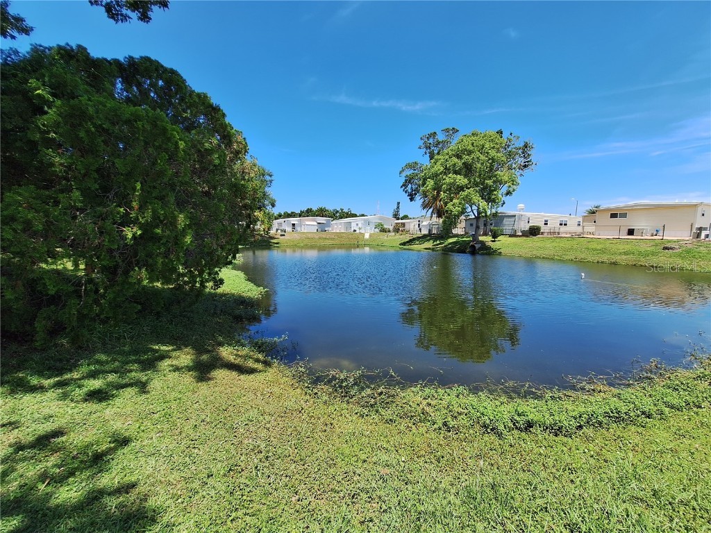 7309 Blue Lake Drive Hudson FL 34667 W7878130 image2