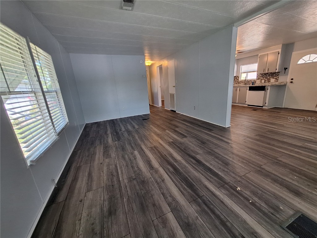 7309 Blue Lake Drive Hudson FL 34667 W7878130 image4