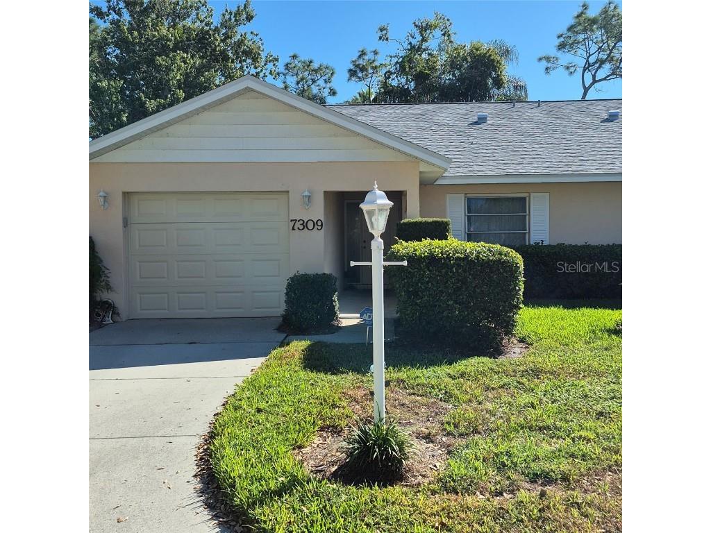 7309 Eleanor Circle #7309 Sarasota FL 34243 TB8436871 image1