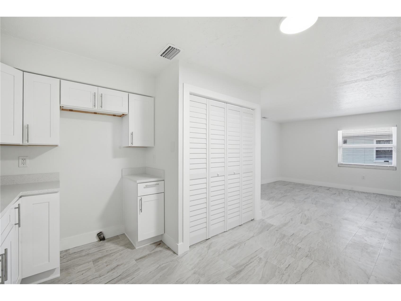 7309 N Hutton Place #D Tampa FL 33604 TB8526864 image9