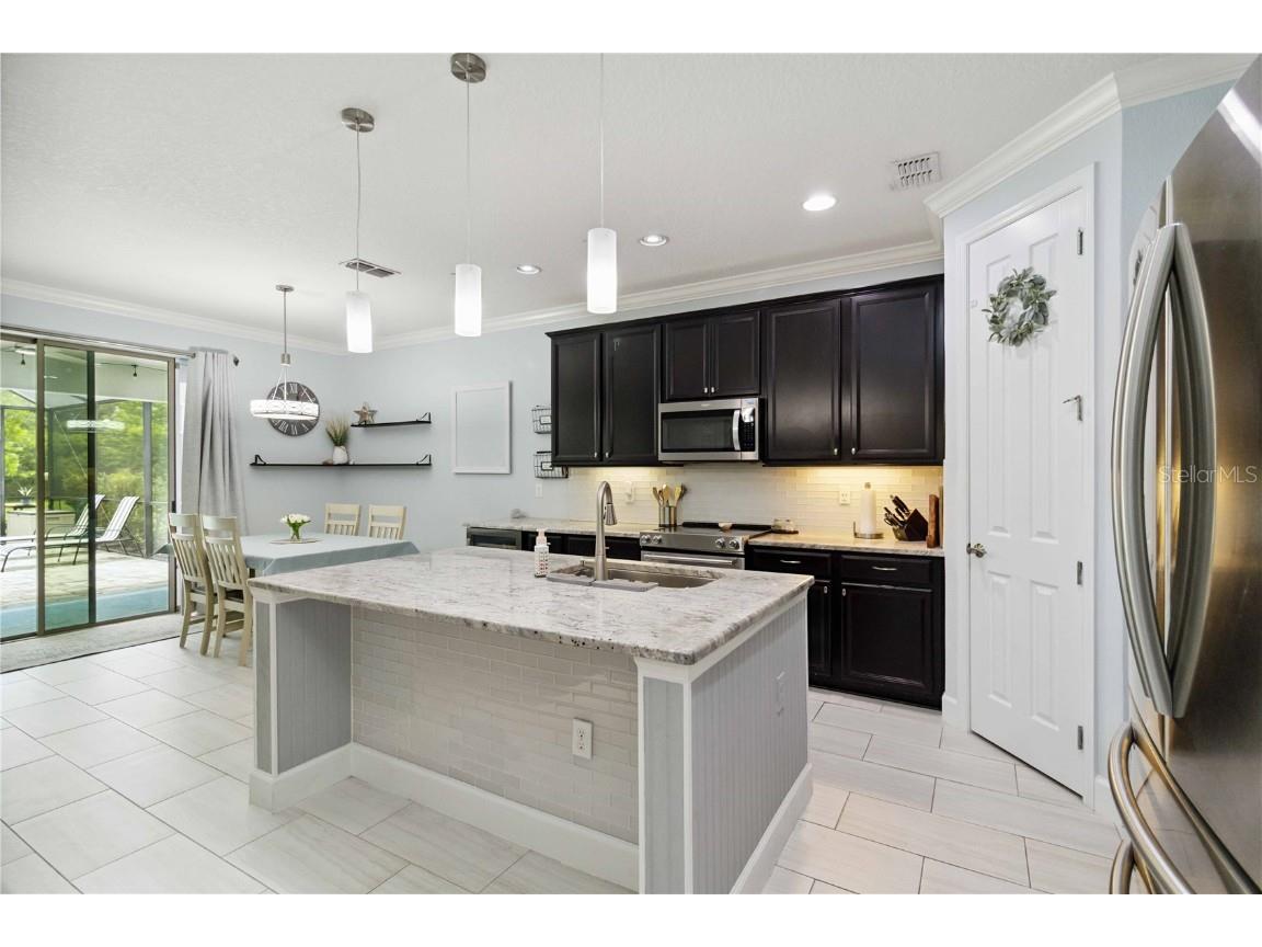 731 116th Court NE Bradenton FL 34212 A4657732 image5