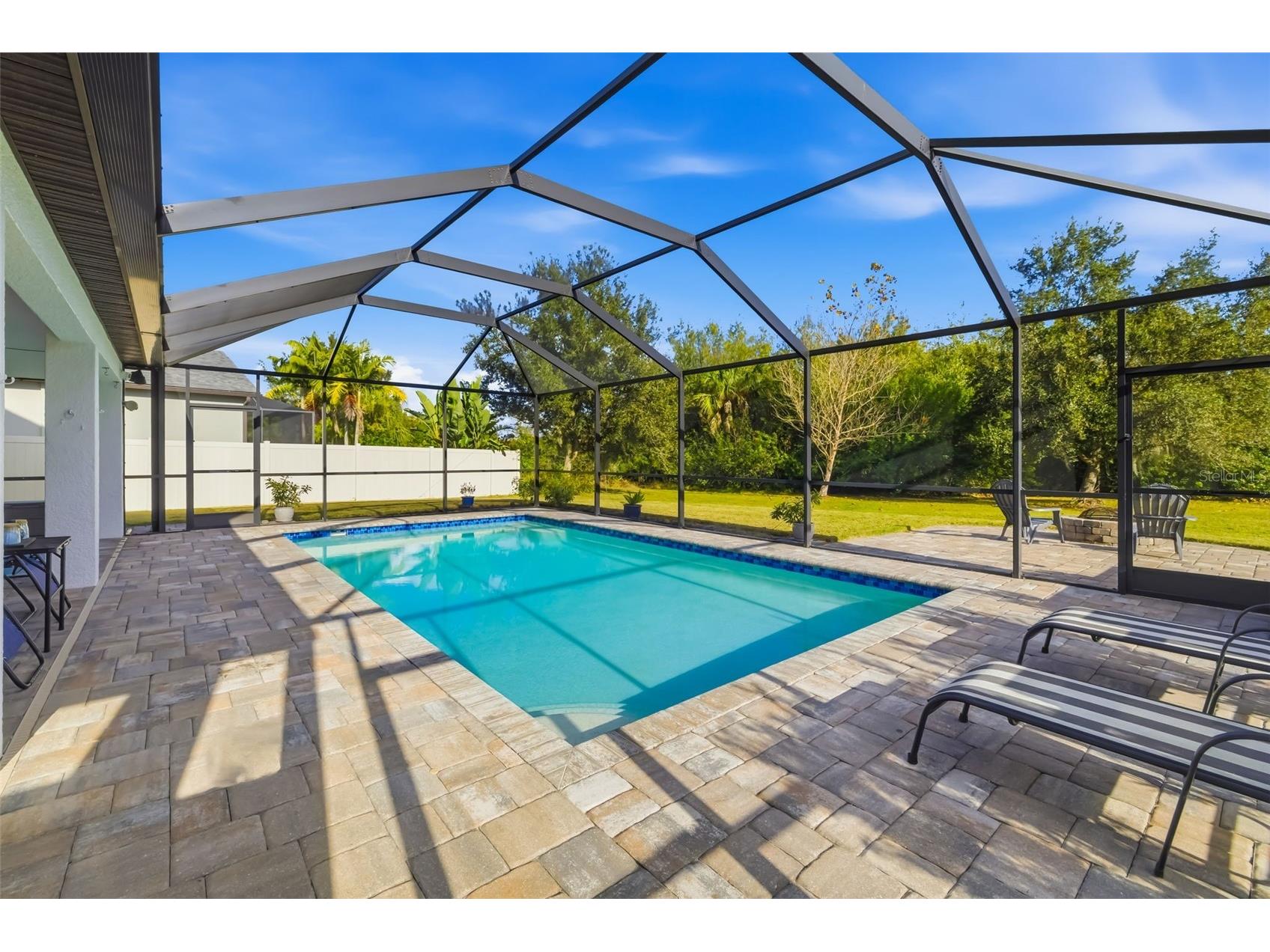 731 116th Court NE Bradenton FL 34212 A4678229 image6