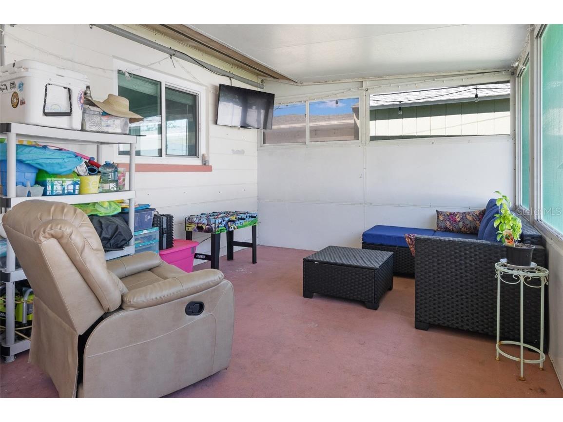 731 44th Avenue NE Saint Petersburg FL 33703 TB8366957 image13