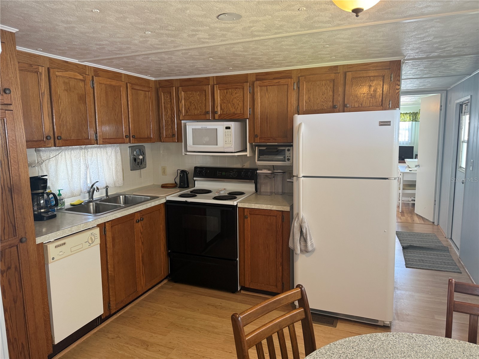 731 Camellia Drive Venice FL 34293 N6143633 image2