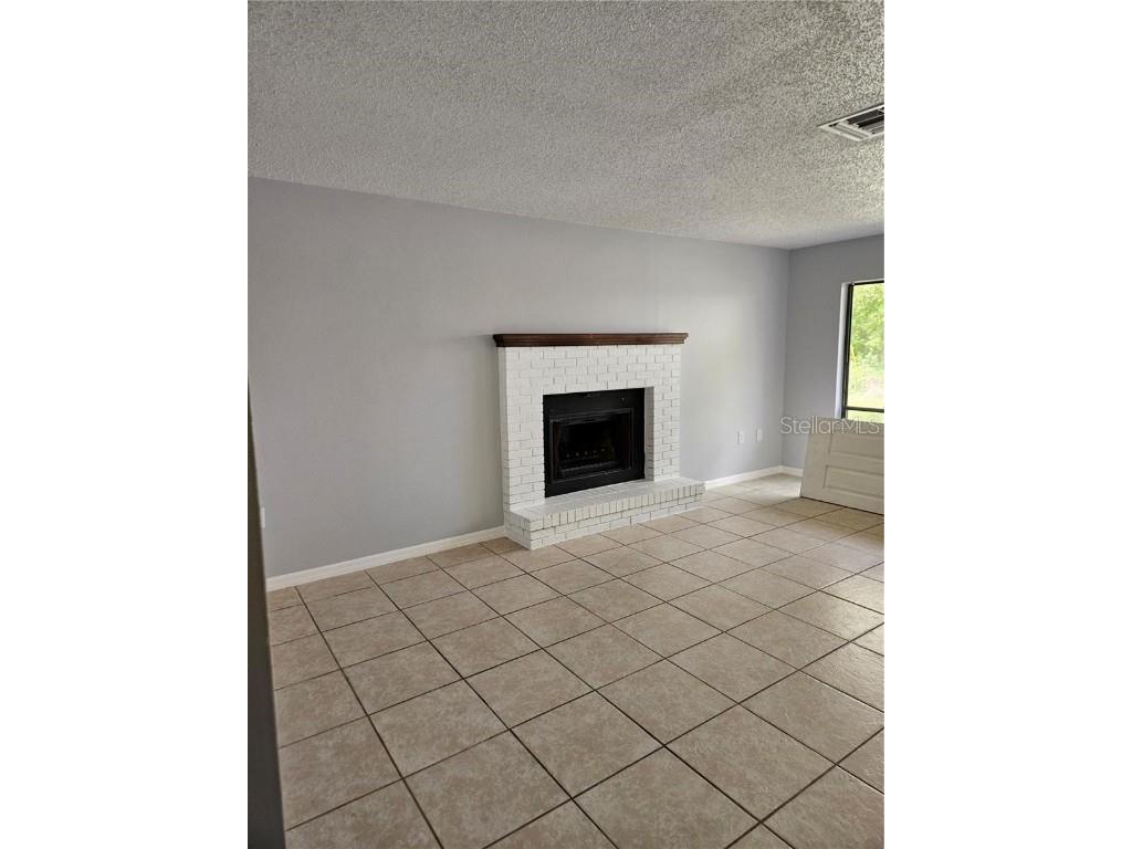 731 E Alfred Street Tavares FL 32778 G5102057 image8