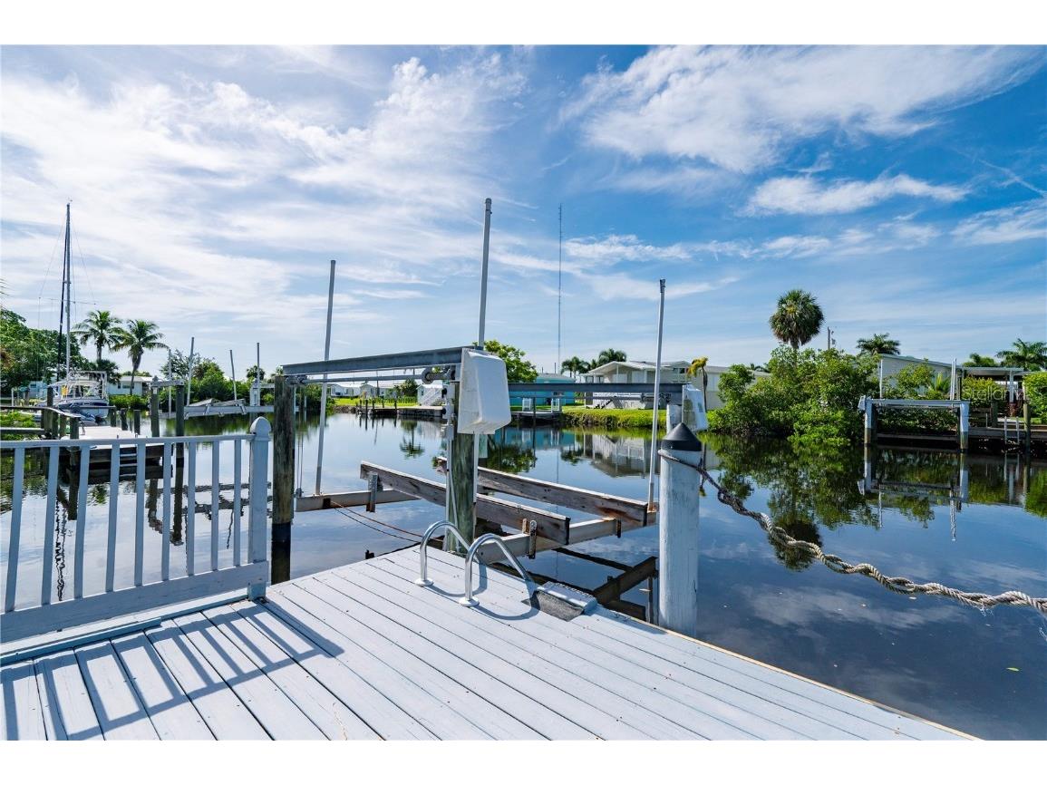 731 Tangerine Court Punta Gorda FL 33950 C7496097 image4