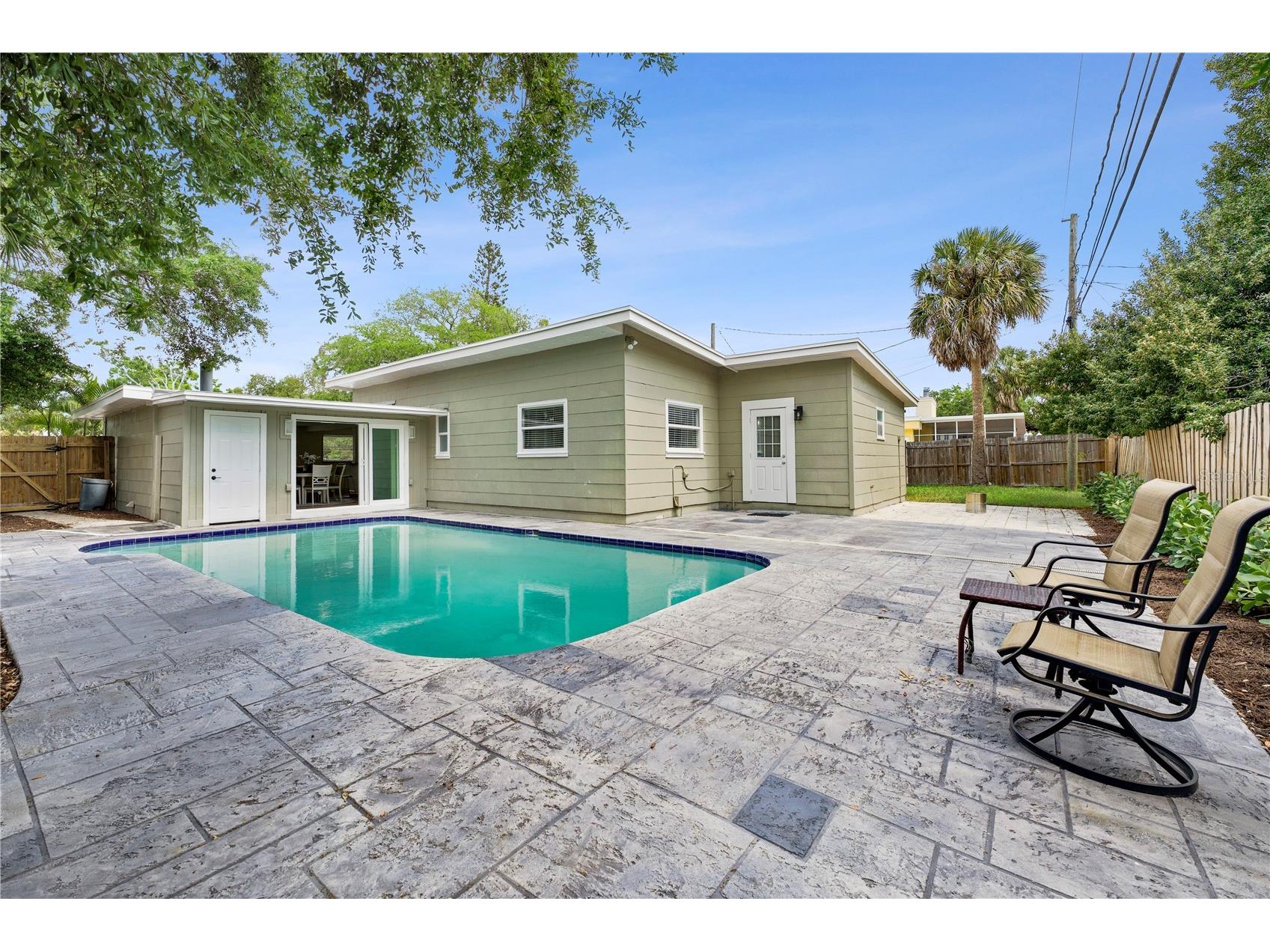 7310 11th Avenue N Saint Petersburg FL 33710 TB8490160 image2