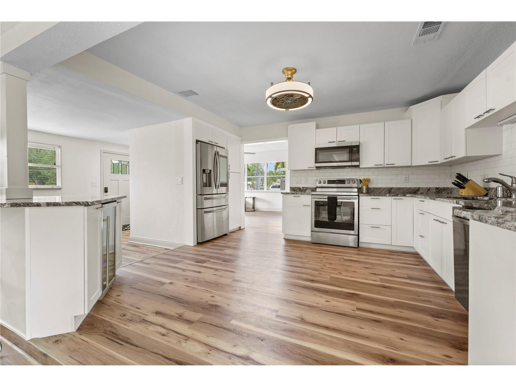 7310 11th Avenue N Saint Petersburg FL 33710 TB8490160 image6