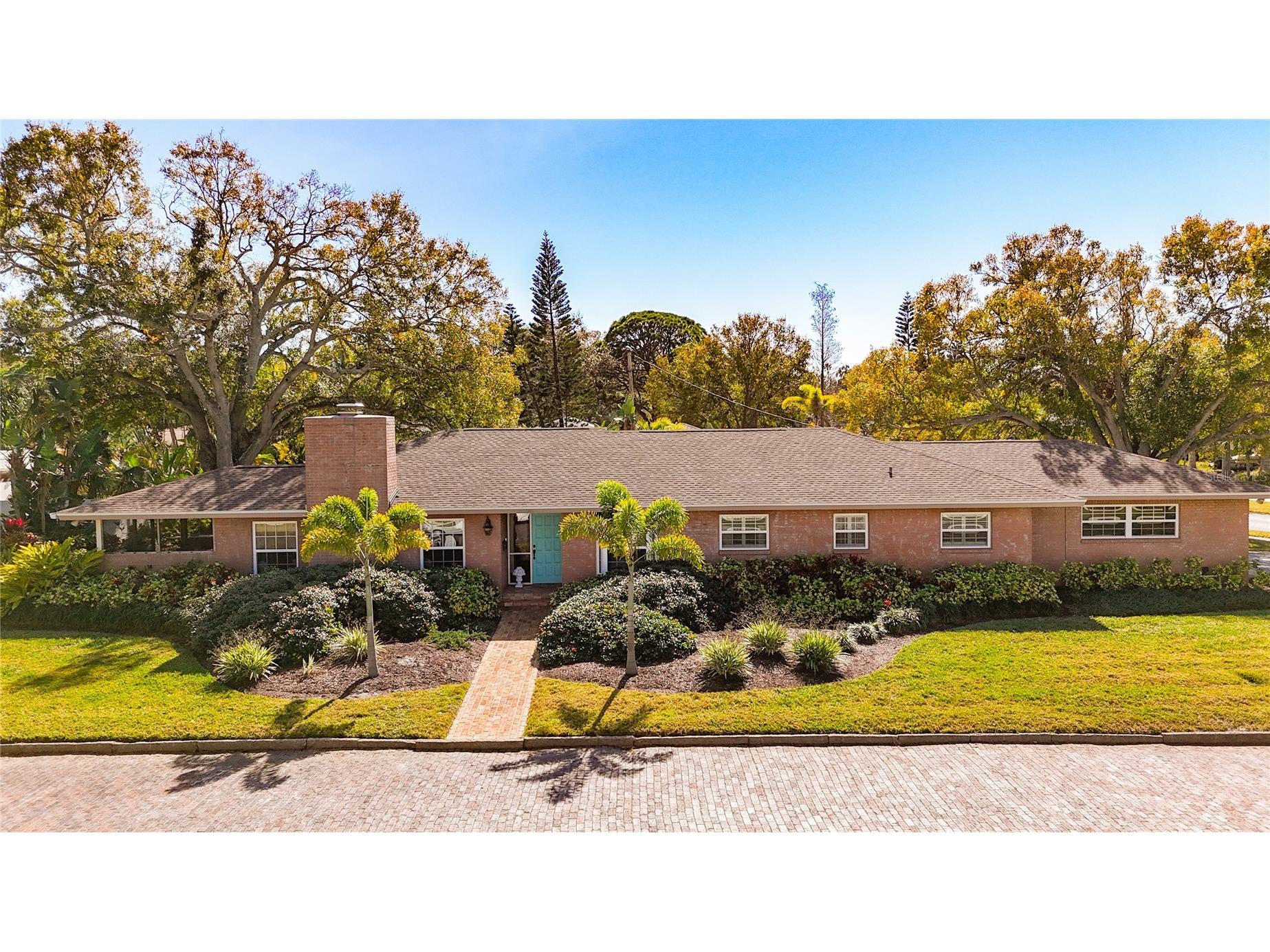 7310 4th Avenue S Saint Petersburg FL 33707 A4679812 image1