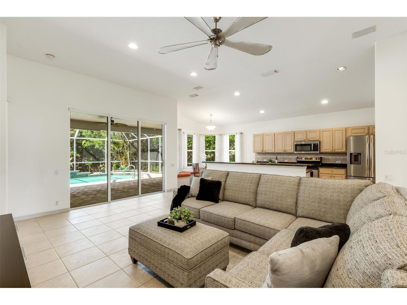 7310 Dunes Court Bradenton FL 34202 A4682647 image12