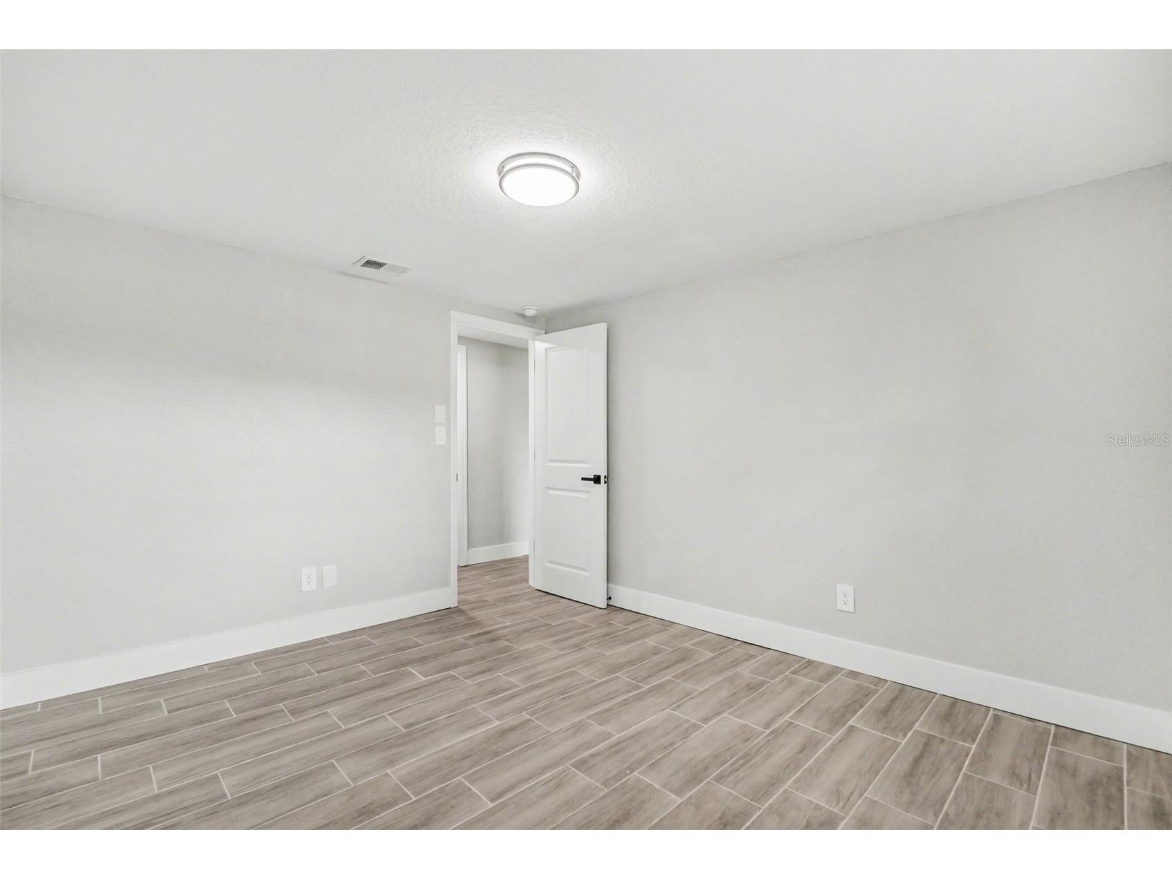 7310 Fort King Road Zephyrhills FL 33541 TB8494911 image19