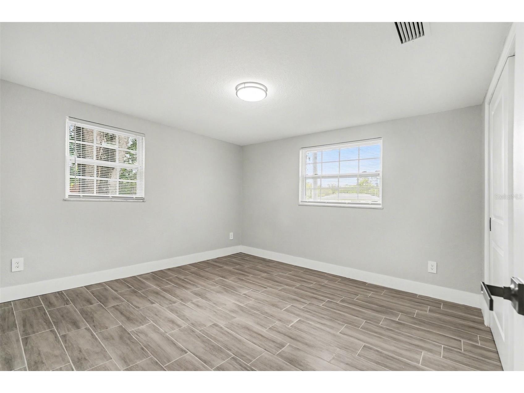 7310 Fort King Road Zephyrhills FL 33541 TB8494911 image20