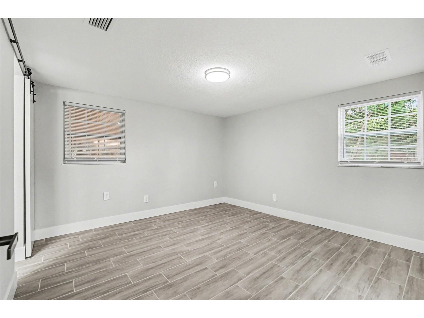 7310 Fort King Road Zephyrhills FL 33541 TB8494911 image21