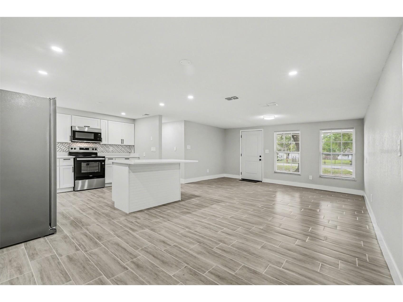 7310 Fort King Road Zephyrhills FL 33541 TB8494911 image9