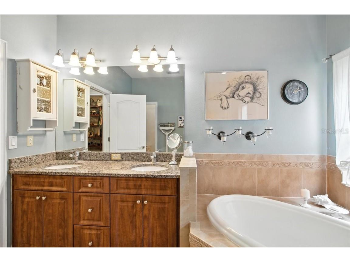 7310 S Shamrock Road Tampa FL 33616 TB8404343 image50