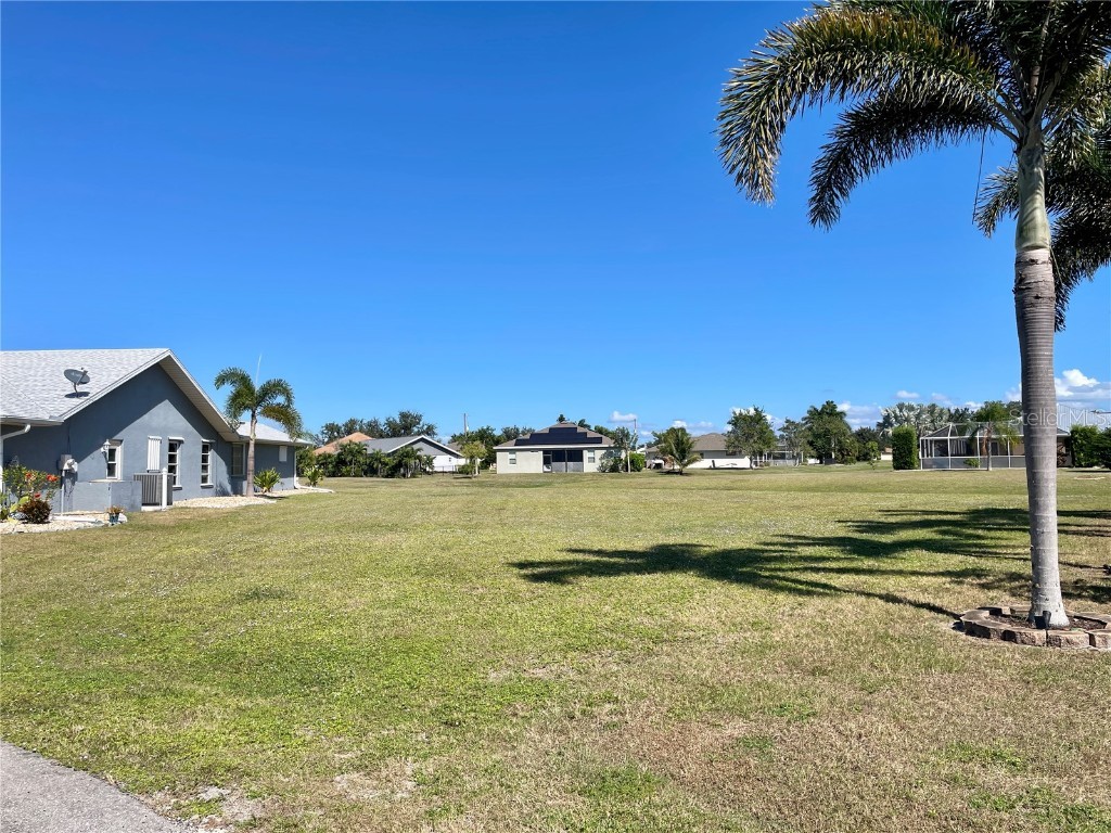 7310 Satsuma Drive Punta Gorda FL 33955 C7517474 image3