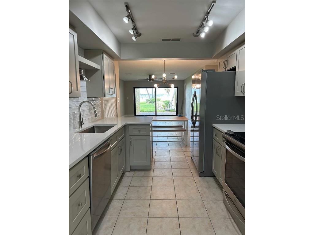 7310 Sunshine Skyway Lane S #116 Saint Petersburg FL 33711 - TAMPA BAY O6316185 image6