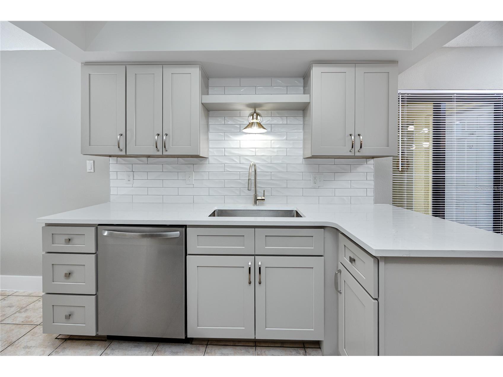 7310 Sunshine Skyway Lane S #116 Saint Petersburg FL 33711 - TAMPA BAY TB8469851 image25