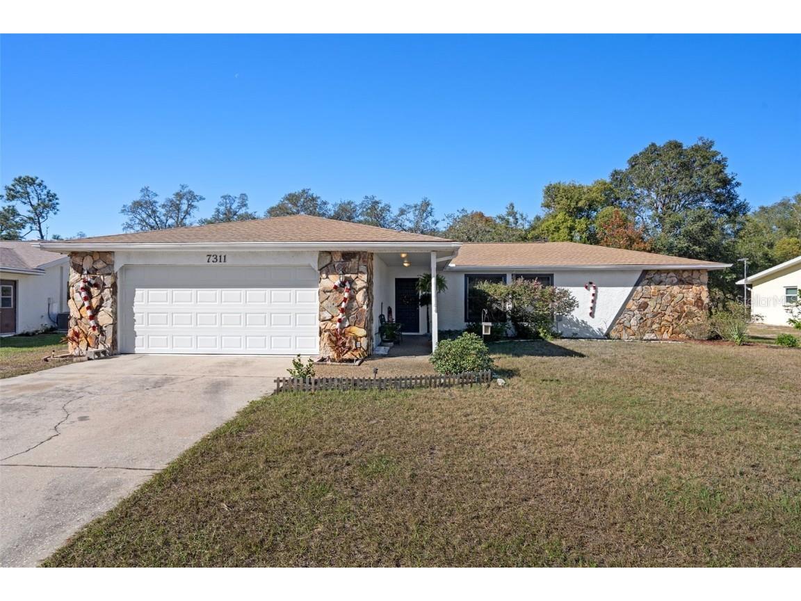 7311 Edinburgh Way Weeki Wachee FL 34613 TB8456909 image1