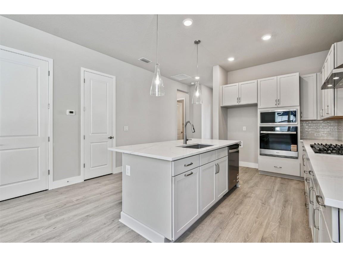 7312 Donnybrook Lane Sarasota FL 34240 TB8454640 image10