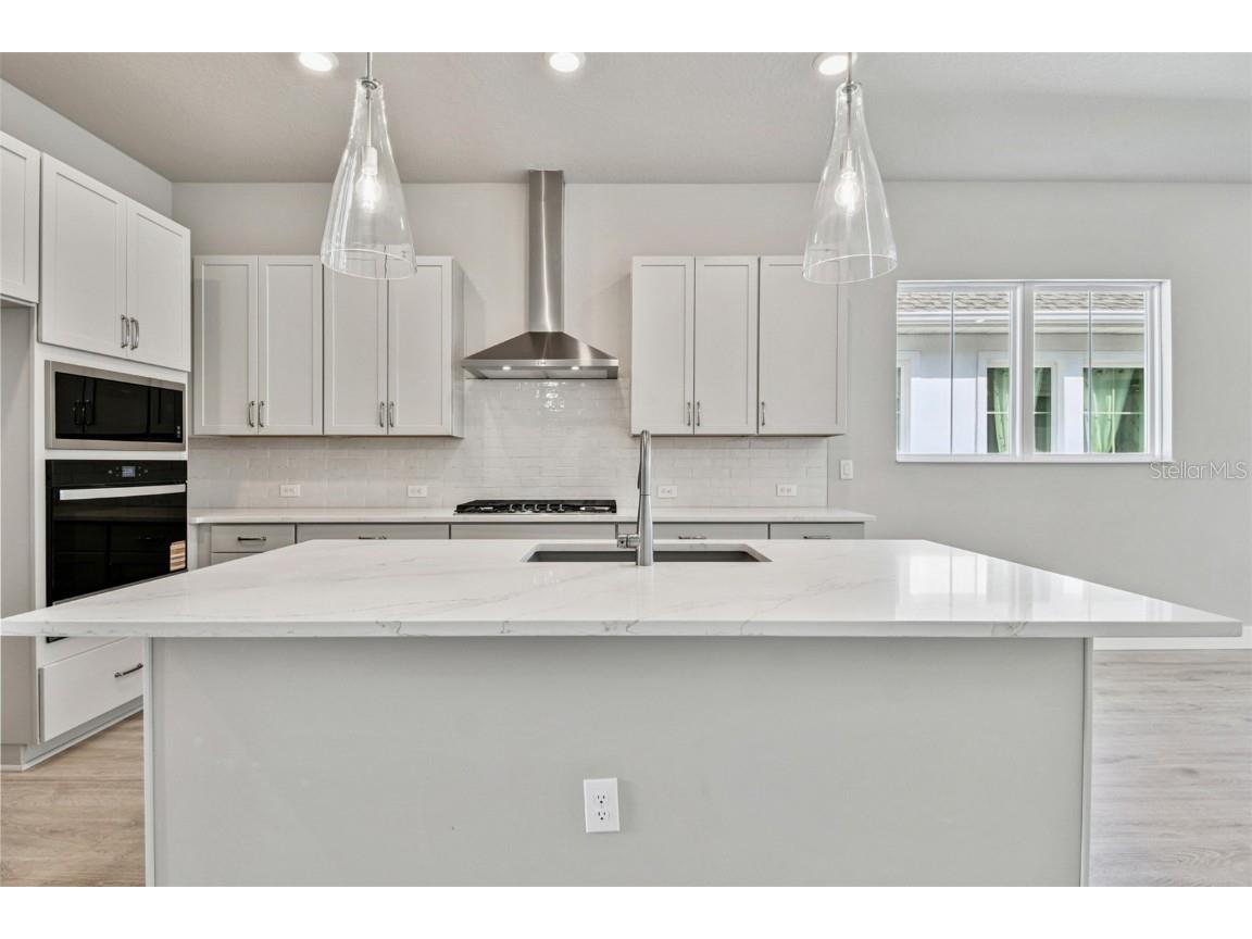 7312 Donnybrook Lane Sarasota FL 34240 TB8454640 image4