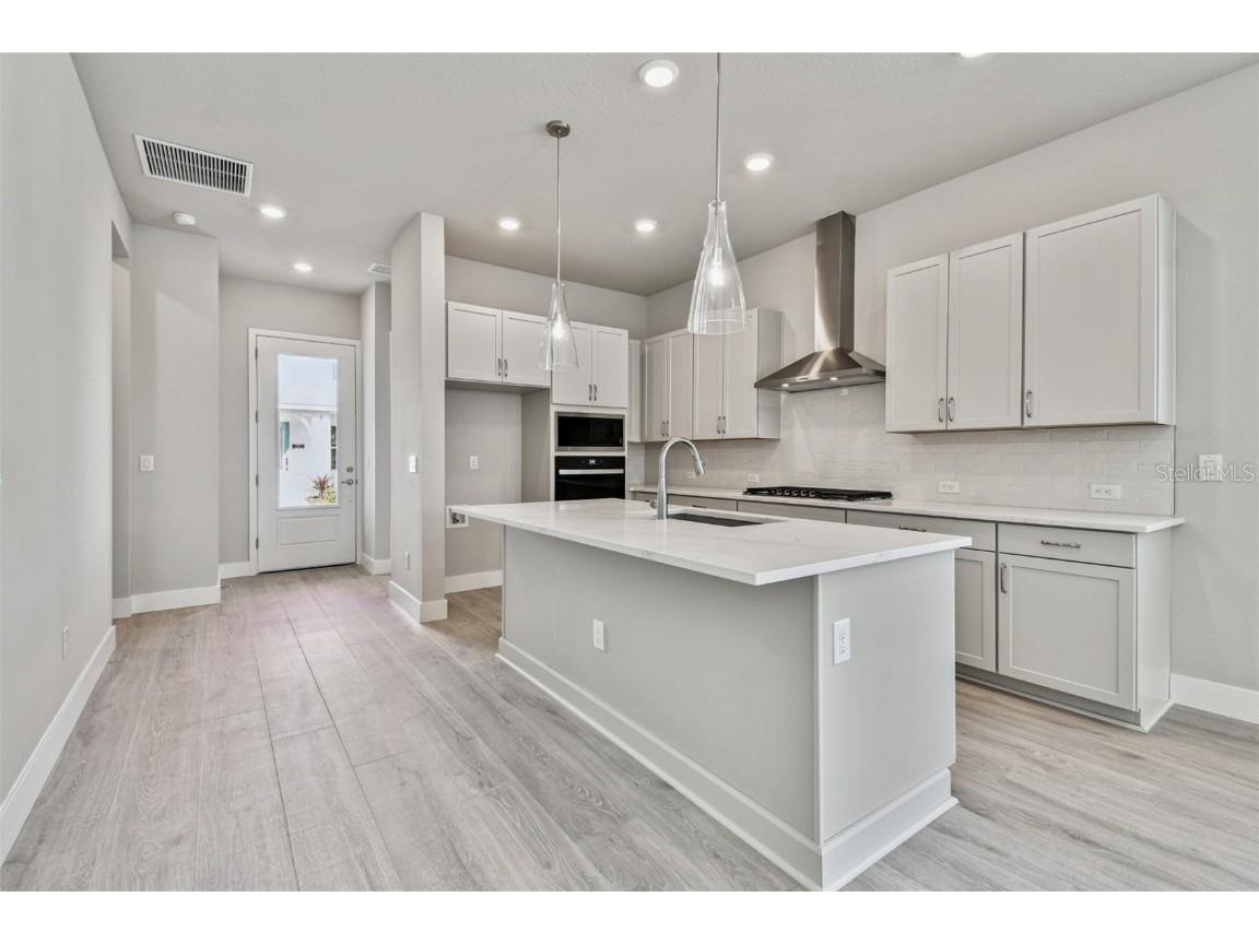 7312 Donnybrook Lane Sarasota FL 34240 TB8454640 image5