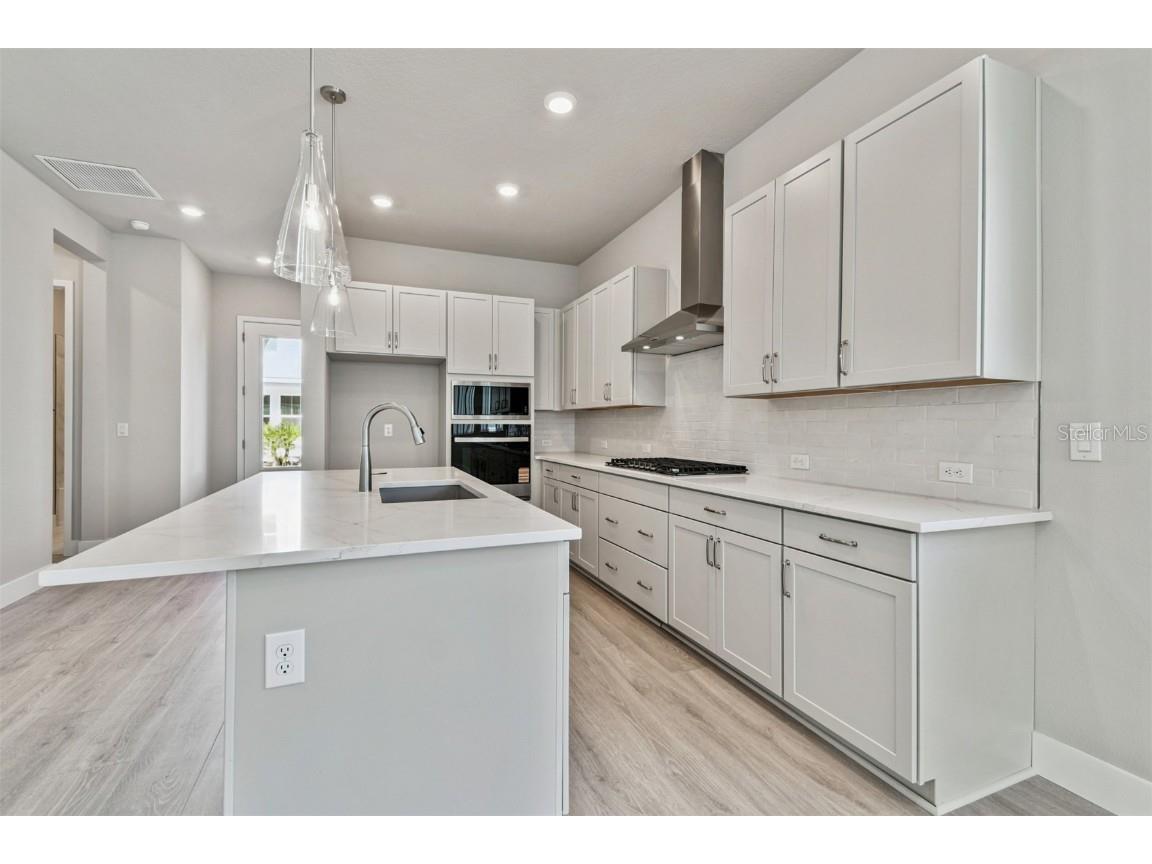 7312 Donnybrook Lane Sarasota FL 34240 TB8454640 image6