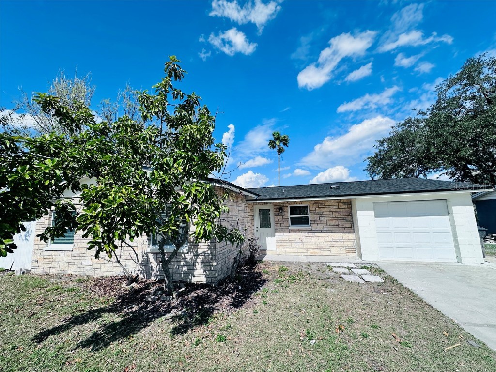 7312 Willow Park Drive Tampa FL 33637 TB8350040 image1