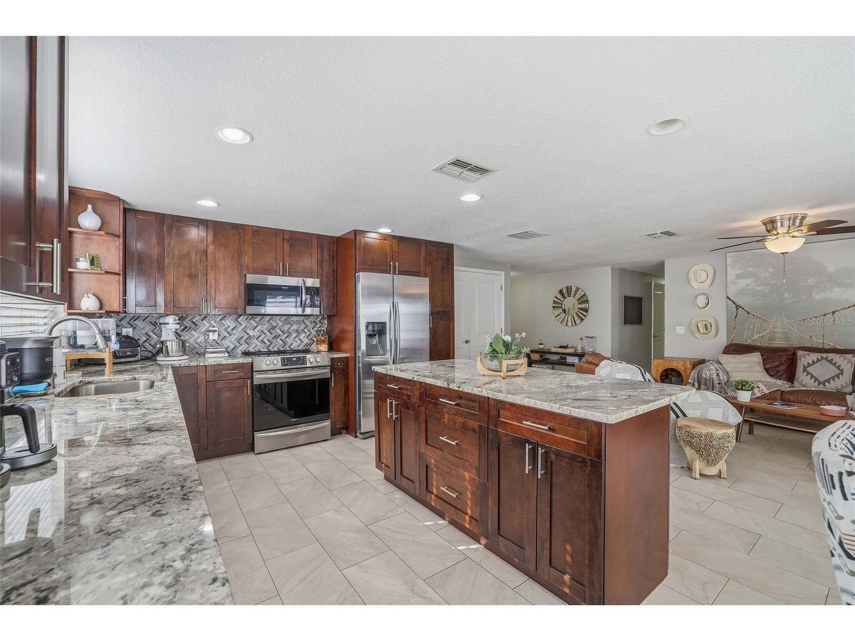 7313 Brookview Circle Tampa FL 33634 TB8458290 image18