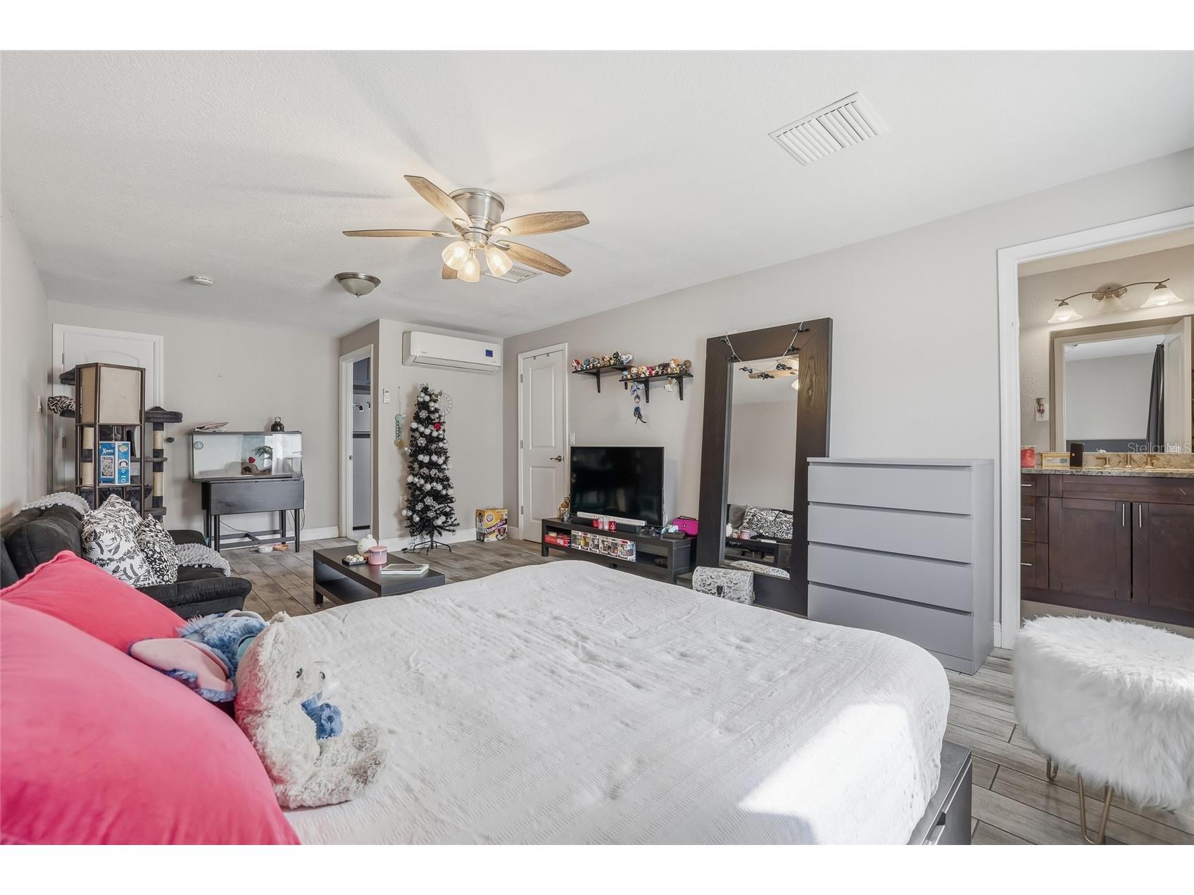 7313 Brookview Circle Tampa FL 33634 TB8458290 image48