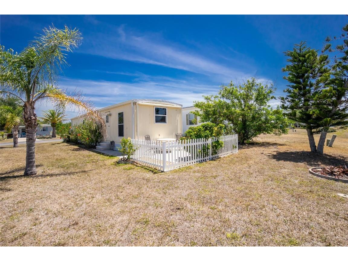 7313 Desant Lane Port Charlotte FL 33981 - BUTTERFORD WATERWAY C7509088 image24