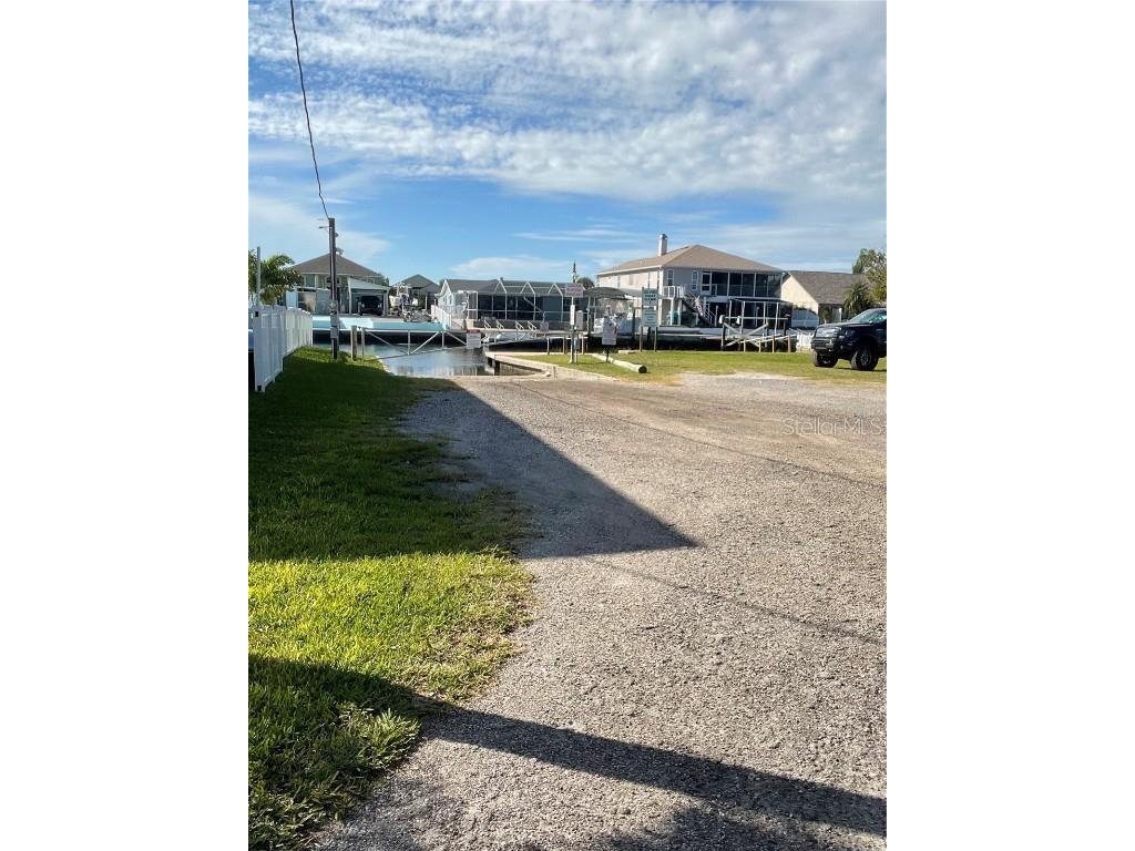 7313 Mako Drive Hudson FL 34667 TB8447565 image46