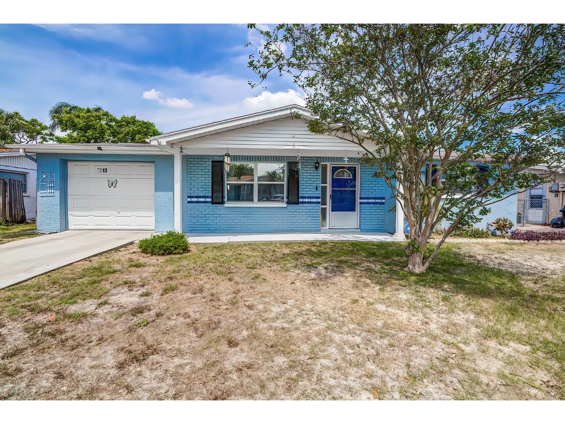 7313 Oak Crest Drive Port Richey FL 34668 W7853860 image1