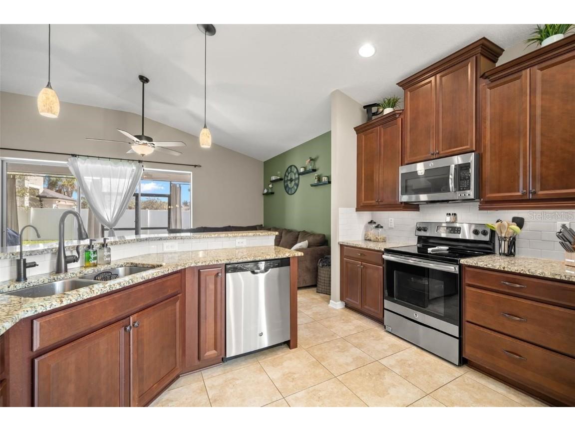 7314 Blue Beech Drive Riverview FL 33578 TB8455350 image9