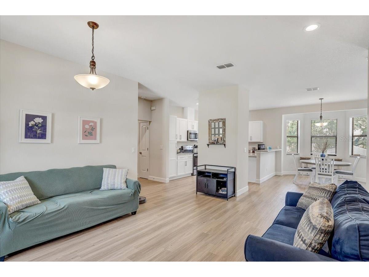 7314 Madrid Road Weeki Wachee FL 34613 TB8510921 image5