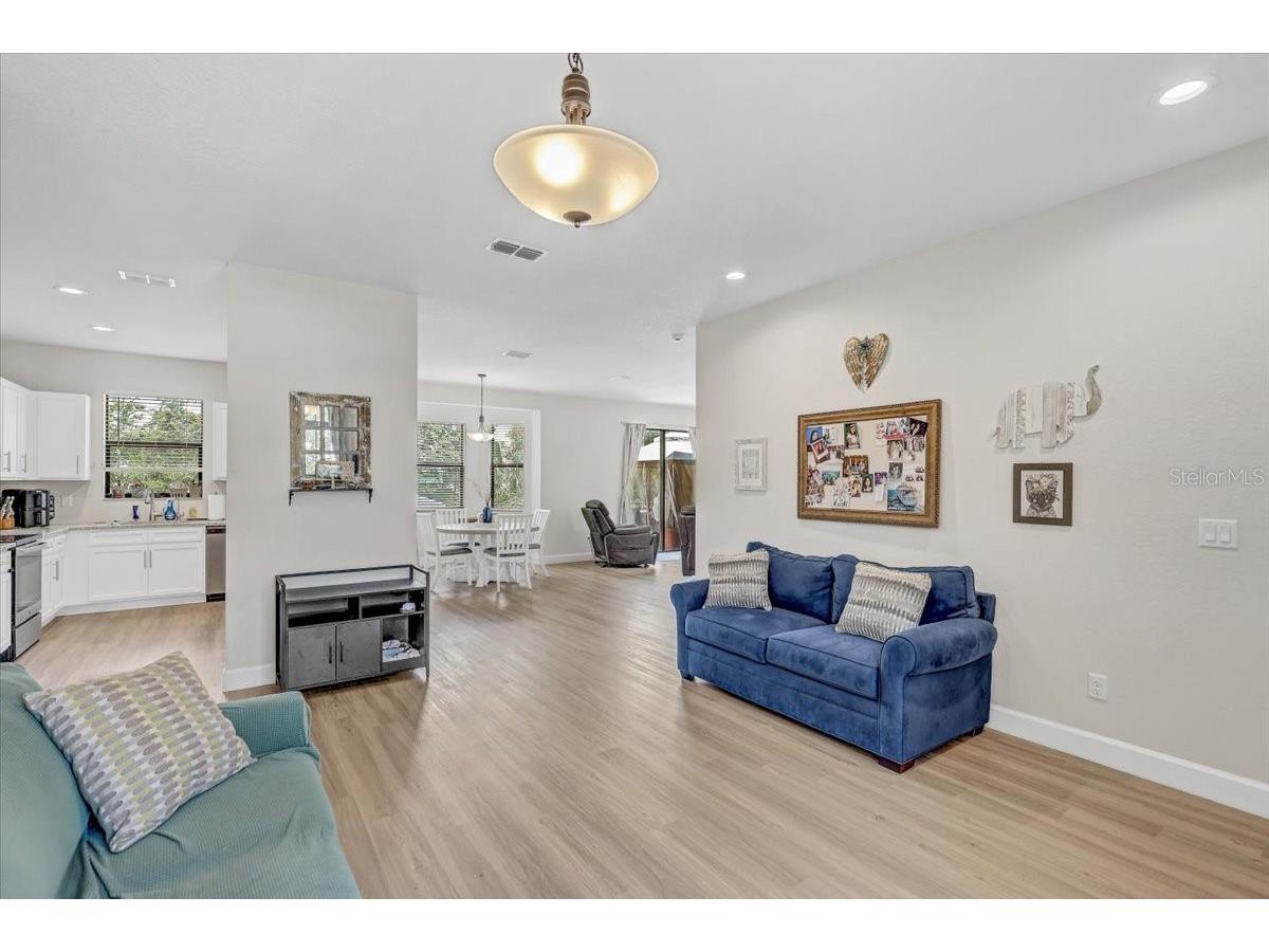7314 Madrid Road Weeki Wachee FL 34613 TB8510921 image7
