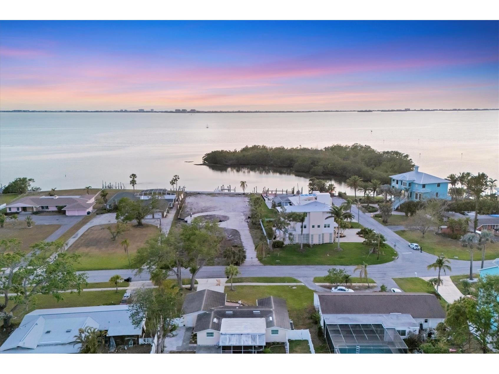 7314 Westmoreland Drive Sarasota FL 34243 A4647403 image1