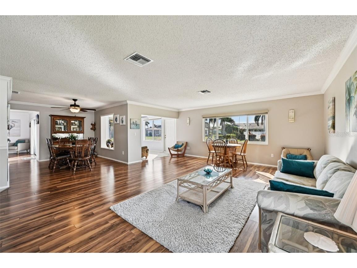 7315 8th Avenue W Bradenton FL 34209 A4674157 image6