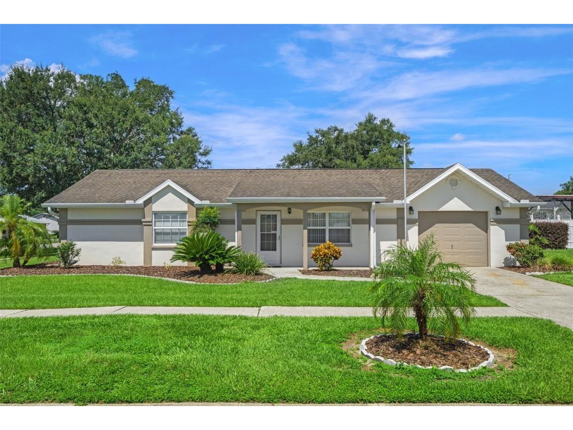 7315 Landover Drive Zephyrhills FL 33540 W7856567 image1