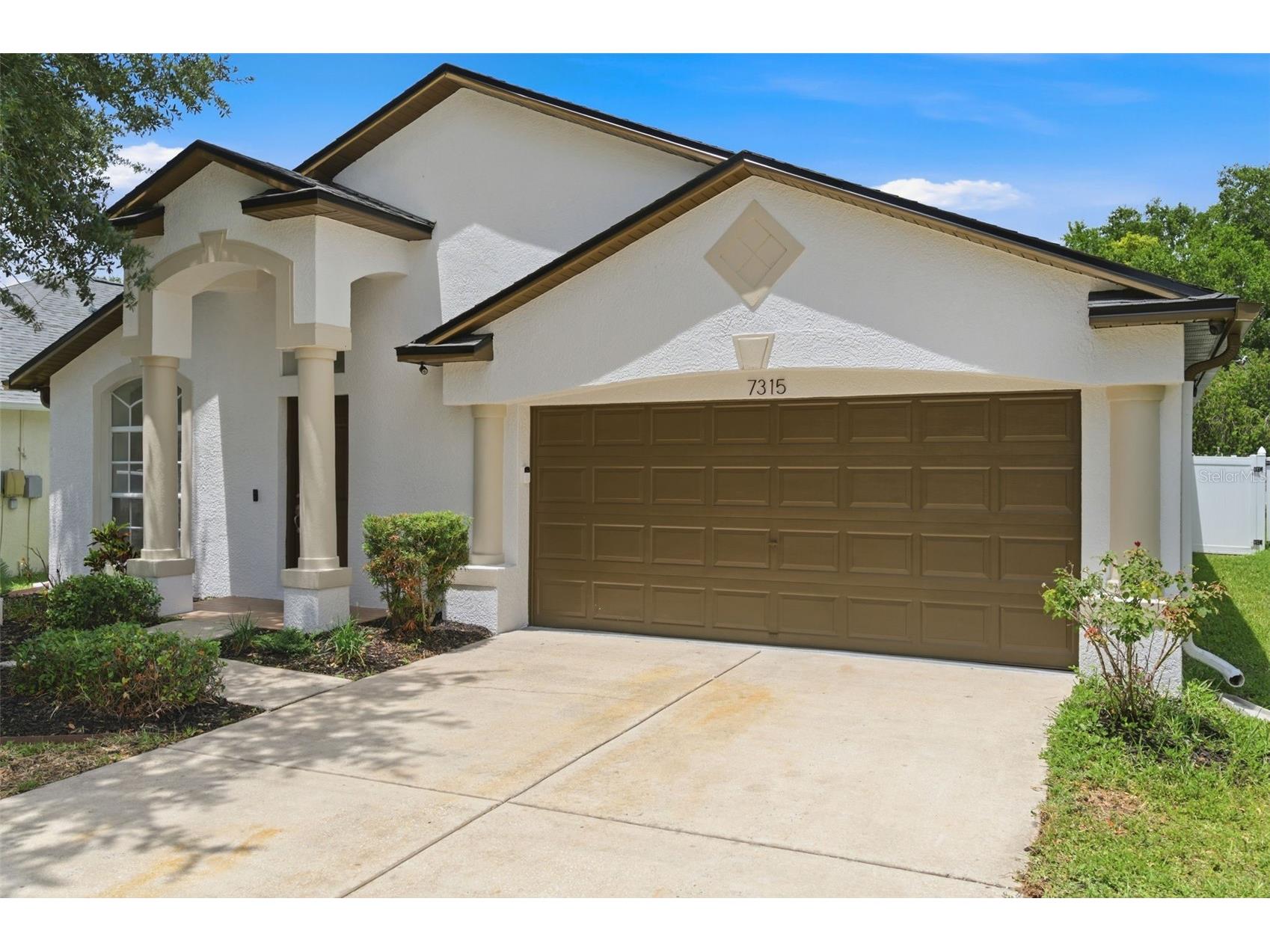 7315 Newhall Pass Lane Wesley Chapel FL 33545 TB8514280 image1